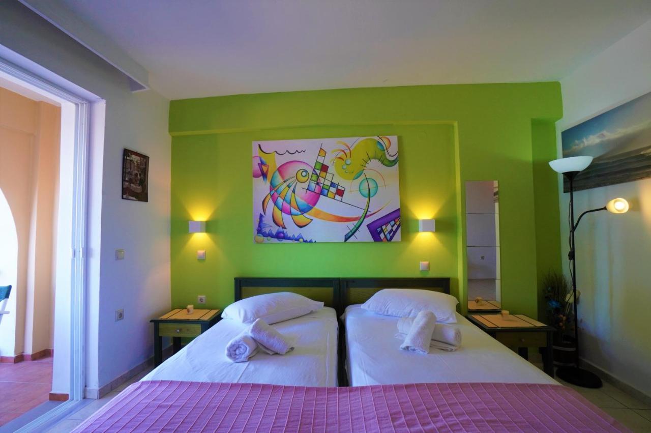 Mandy Seafront Apartments Città di Zante Esterno foto